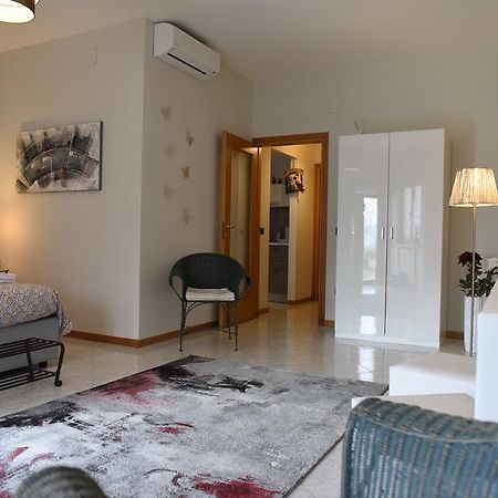 B&B La Dimora Di Iside Benevento Eksteriør billede